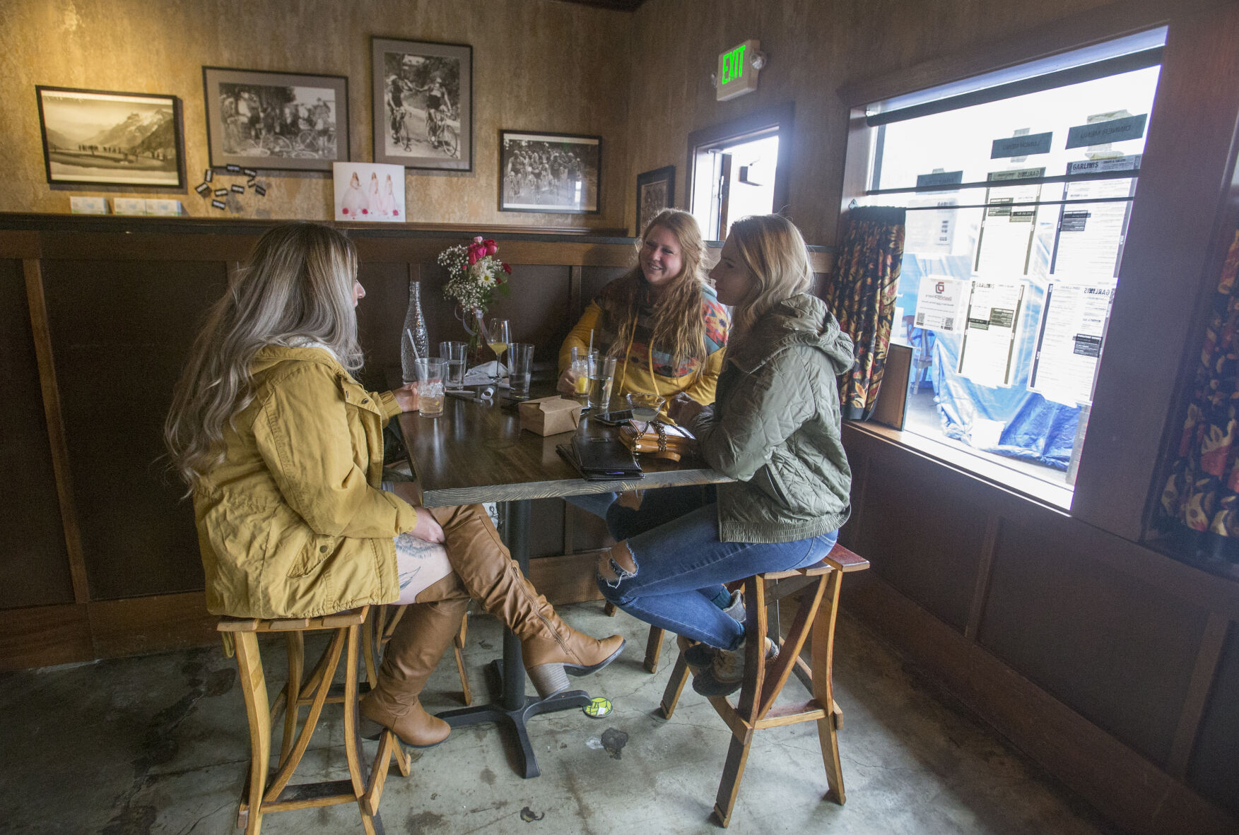 210213-newslocal-restaurant 02.JPG